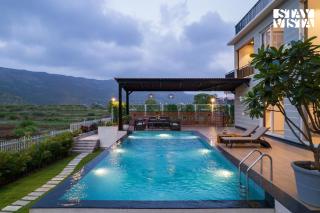 StayVista at Avyanna Villa - BBQ & Pool - Kārli - 9
