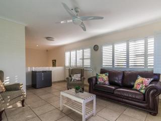 Riverview Beach House - 8