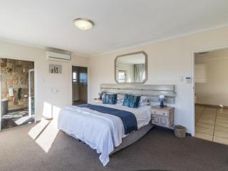 Riverview Beach House - Gonubie - 2