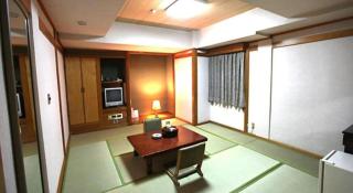 Okinawa Sunplaza Hotel - Naha - 1