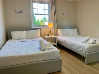 South Shore Suites - Bayfield - 4