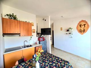 Stylish home with views 4 min walk to the beach!! - Solanas - 6