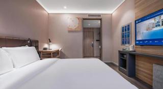 Hanting Premium Hotel Shanghai Loushanguan Road Metro Station - Shanghai - 2