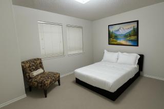 Spacious 2BR Townhome - Richardson - 9