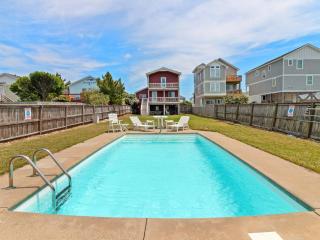 Lucky Paws Escape 2 Dogs OK Pool 200ft to Beach - Nags Head - 0