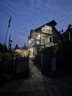 Pahari Homestay - Sukhia Pokhari - 3