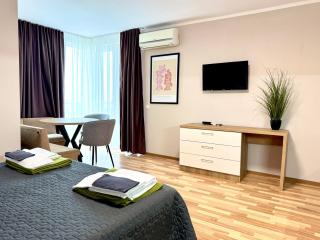 Sineva Del Sol Apartments - 4