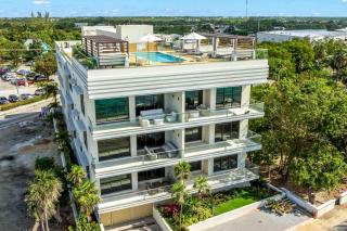 The Sands #1 - New 7Mile Beach Condo with Rooftop Pool & Luxe Interiors - 3