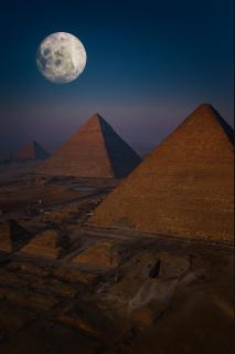 Full Moon pyramids view - Il Cairo - 5