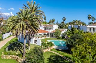 All About Villa Jori - Marbella - 0