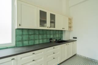 ELIVAAS Purple Coral Luxe 5-BHK Villa With Two Pvt Pools & Lift - Assagao - 2