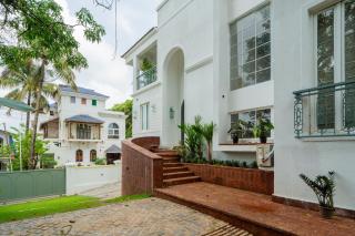 ELIVAAS Purple Coral Luxe 5-BHK Villa With Two Pvt Pools & Lift - Assagao - 9
