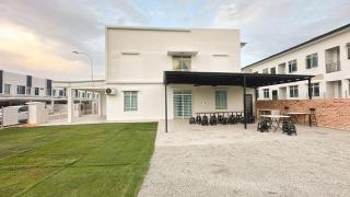 A27 Royal Dato Onn 2 Party House Corner Lot - Johor Bahru - 4