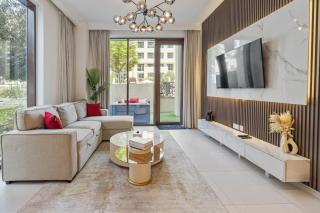 Modern 1BR Apartment Near Creek Beach with Pool & Balcony - Holiday Boulevard - 0