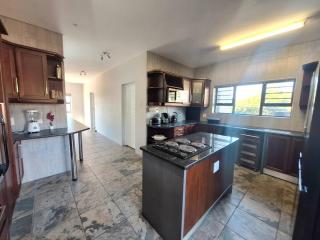 Barefoot Bliss Holiday Home - Port Alfred - 8