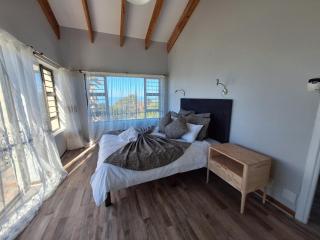 Barefoot Bliss Holiday Home - Port Alfred - 6