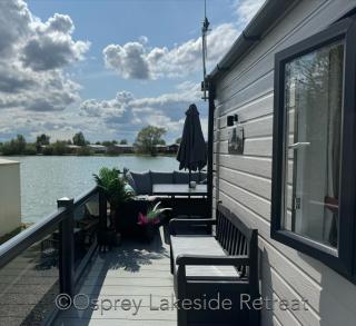 Lakeside Retreat with hot tub and fishing peg on Osprey Rise at Tattershall Lakes Country Park - Tattershall - 5