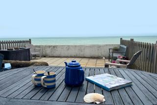 Driftwood Cottage by Bloom Stays - Folkestone - 7