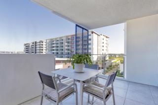 Bokarina Beachfront Apartment - - 1
