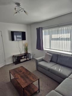 Entire House - Cheshire Oaks/Ellesmere Port - Ellesmere Port - 1