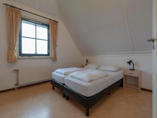 Gracious holiday villa with terrace - Callantsoog - 8