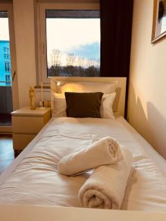 Osnabrücker Strasse Wooon 6 I Teams I 3-Zimmer I WLAN I P - 2