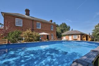 Harkstead Hall By Group Retreats - 4