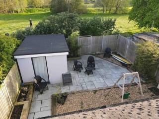The Riverside retreat - Christchurch - Iford - 5