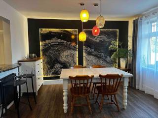 The Riverside retreat - Christchurch - 2