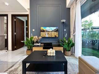 Trophy - Blossom Suites w Balcony Garden & Canal View - Dubai - 0