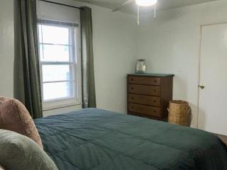 Sage Cottage - - 9