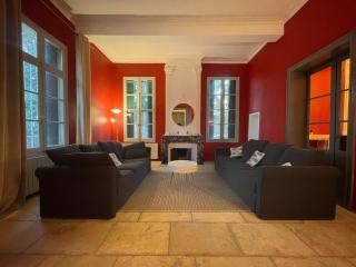 Exceptional building on 1 ha of private land - Marsillargues - 0