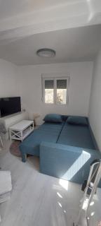 White apartment - Sutomore - 3