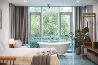 Lakeside Luxury Bathtub View Suites-Elevator-Laundry-Free Airport - Hanoi - 0
