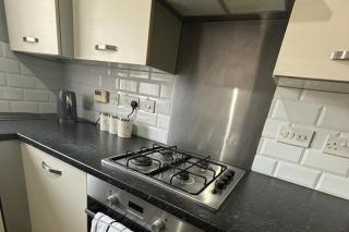 Trowbridge Close Long stay-parking-WiFi-Sleeps7 - Swindon - 5
