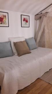 L'ORME DE PEYNON Nature - repos - méditation - 8