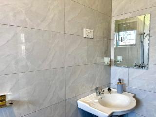 2Bedroom flat, free Wi-Fi near acacia mall - Nalakonge - 5