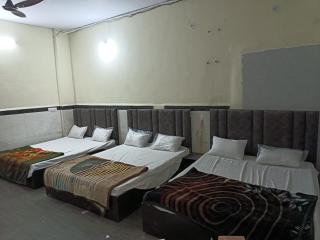 Tilak home stay - Ujjain - 1