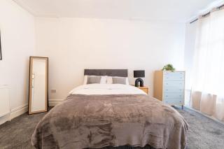 Luxury 1-Bed Apartment Near city centre and North Manchester General Hospital - Manchester - 1