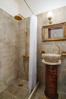 Premium Appartment in historischem Stilaltbau - Pómbia - 1