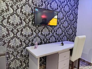 Hakeembas Hotel & Suites - - 1
