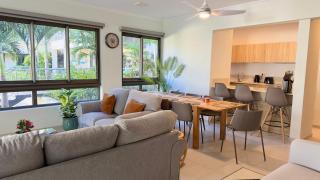 NEW Beachfront 3-bedrooms Apartment in Tamarin - Tamarin - 9