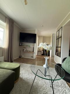 Scenic Apartment, Free Parking & Near Center - Tromsø - 1