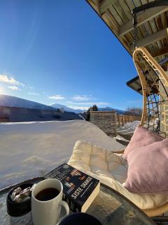 Scenic Apartment, Free Parking & Near Center - Tromsø - 0