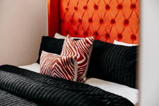 Orange Blossom Luxury Apartment - Sandton - 4