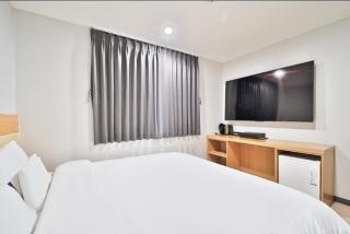 Jinhae 701 Hotel - 1