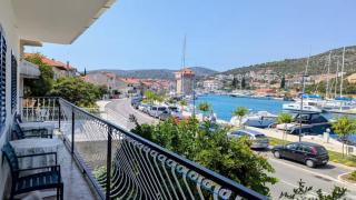 Waterfront Seaview Apartment Maria - Marina - 0