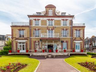 Studio rénové au cœur de Villers-sur-Mer, proche plage et commerces - FR-1-712-61 - Villers-sur-Mer - 2