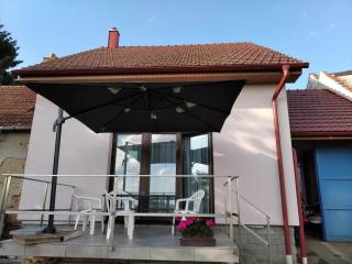 Family house with terrace and garden - - 6
