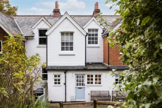 Fort Victoria Cottages - Solent Cottage - Freshwater - 3